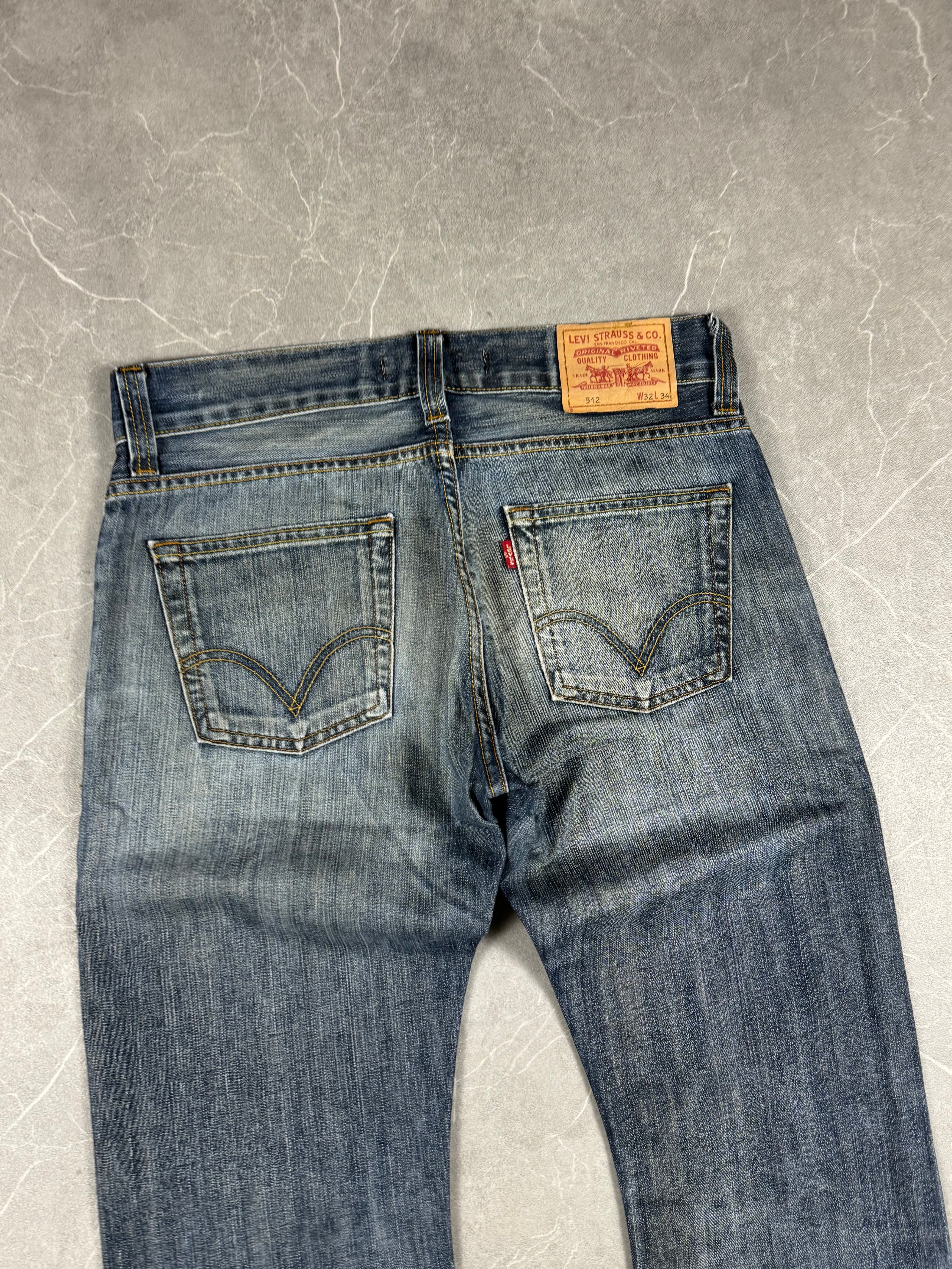 Levi's Bootcut Jeans (M)
