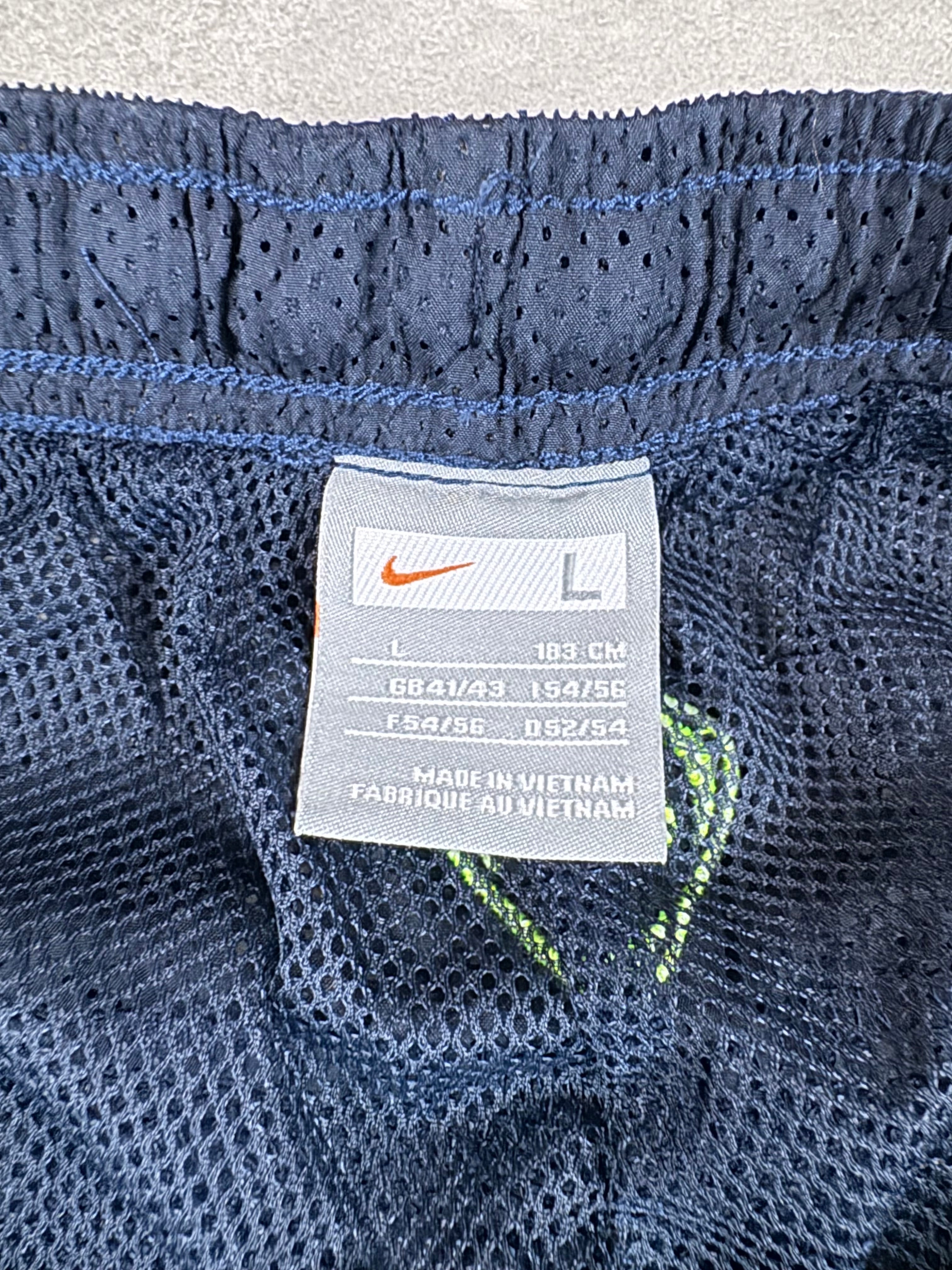 Nike Barcelona Trackpants (L)