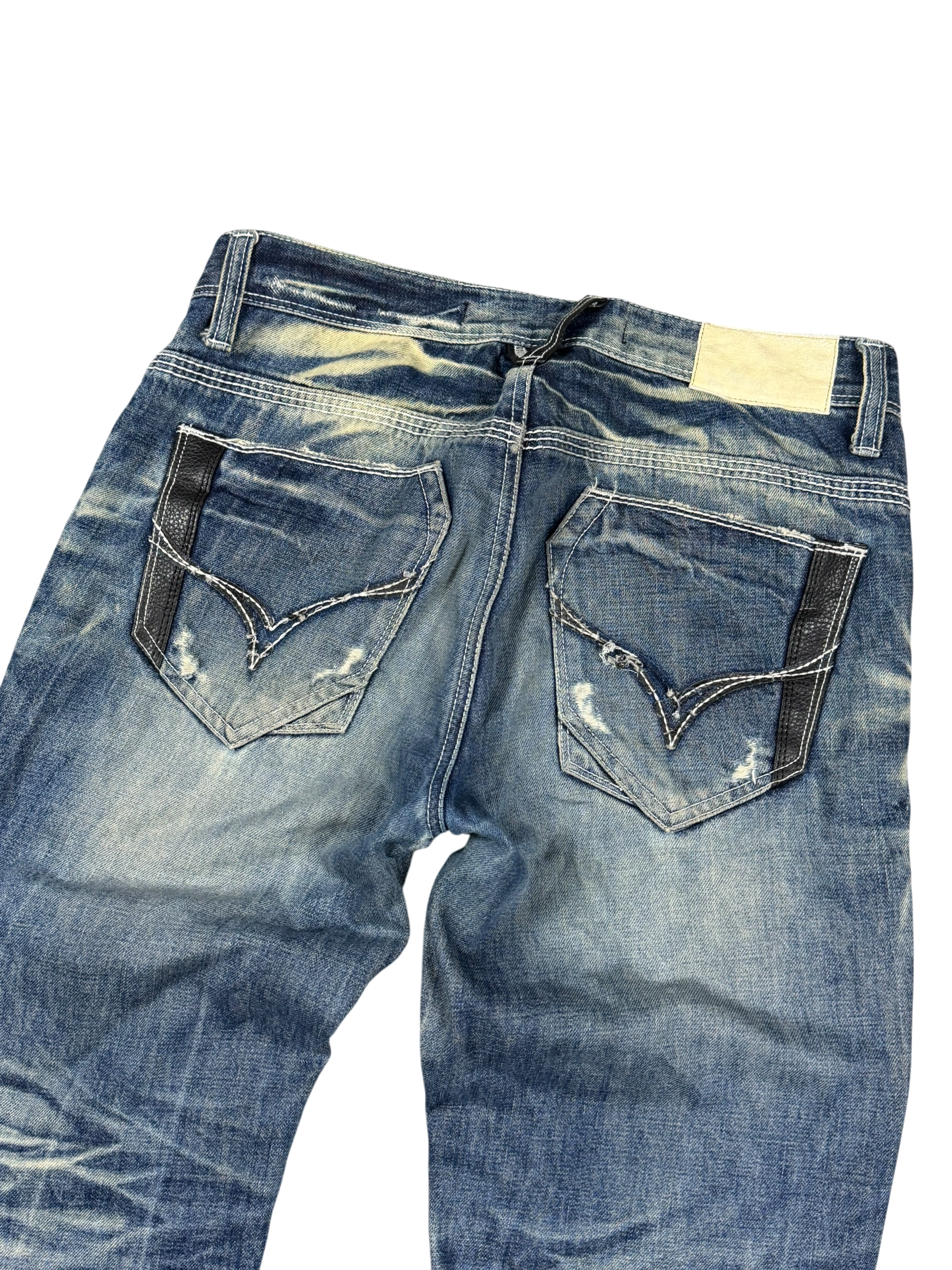 Ultra Washed Straight-Fit Jeans (S-M)