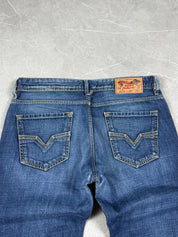 Vintage Diesel Straight Fit Jeans (M-L)