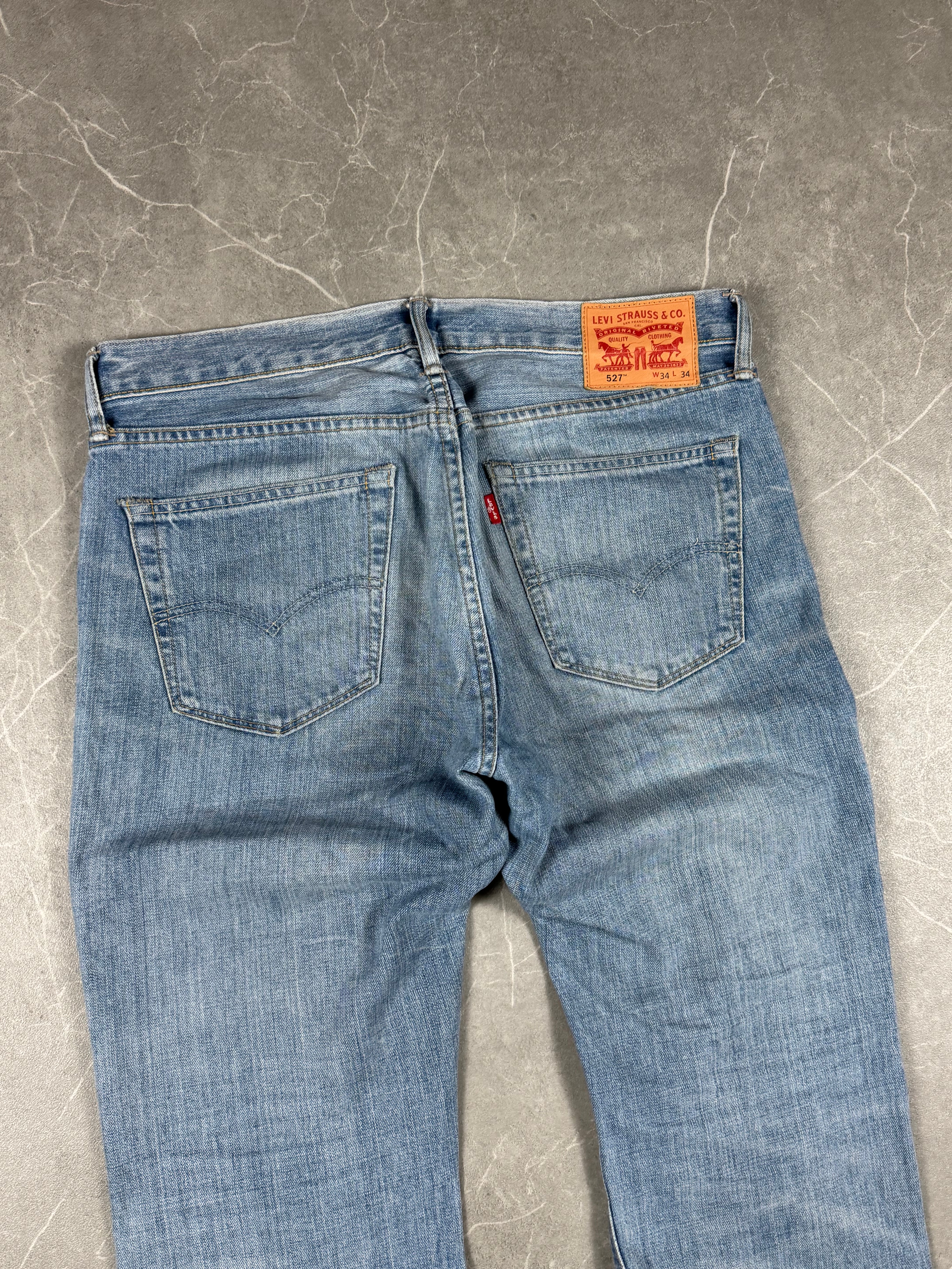 Levi's Bootcut Jeans (S-M)