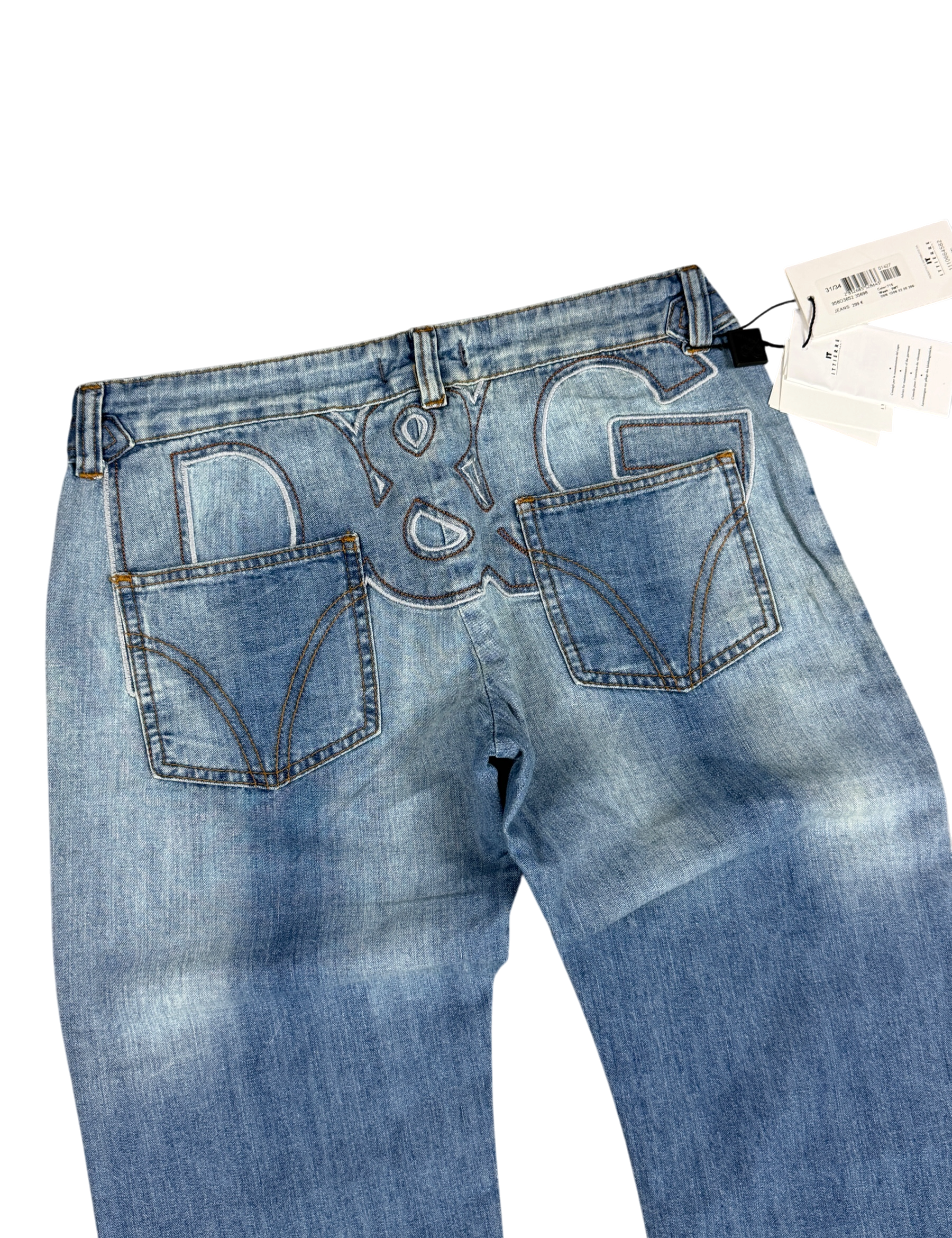 DAB7EB0B-A305-4BAE-BFDD-243A05AFFA25.png