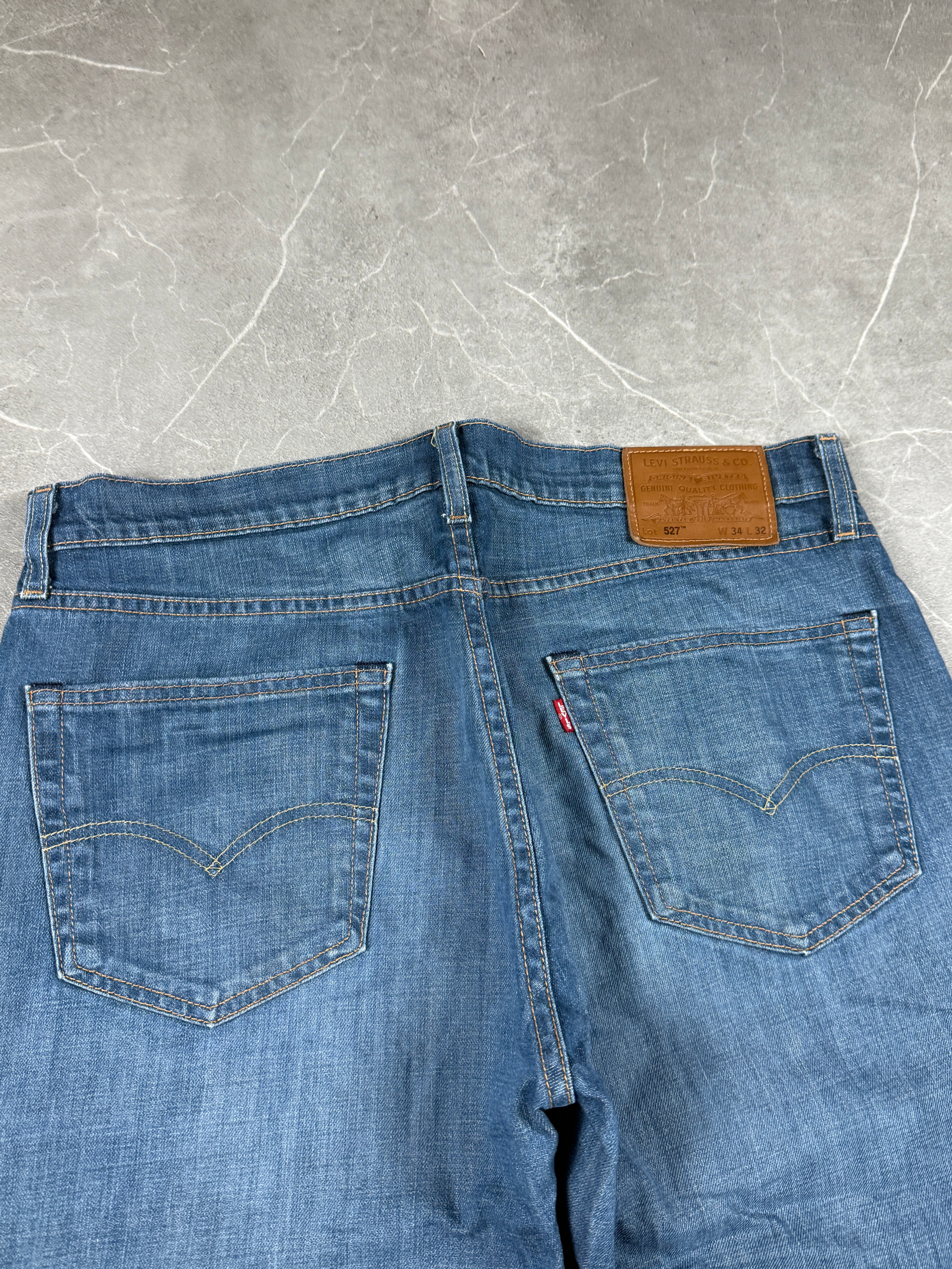 Levi's Bootcut Jeans (M)