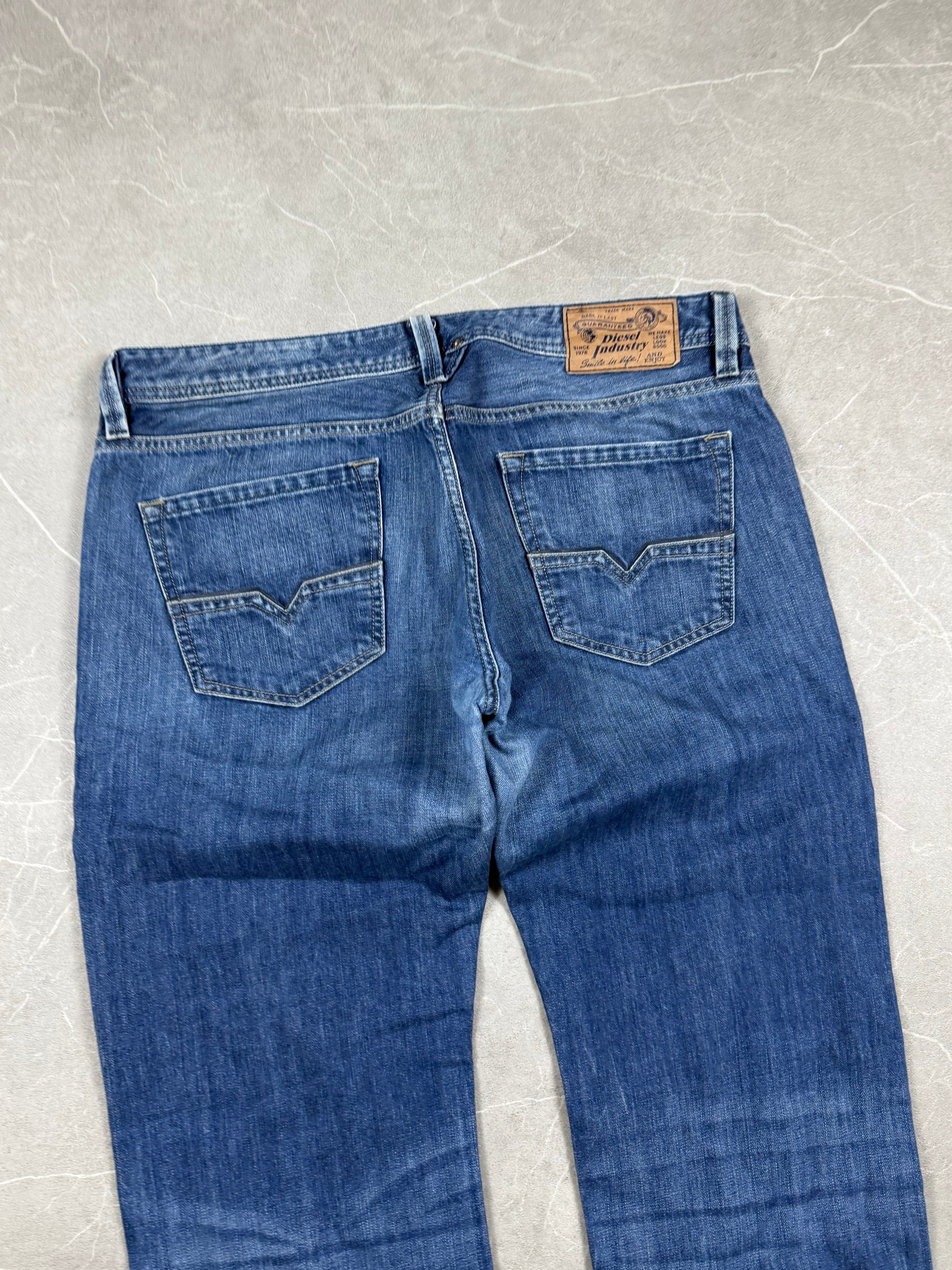 Diesel vintage Straight Jeans (M)