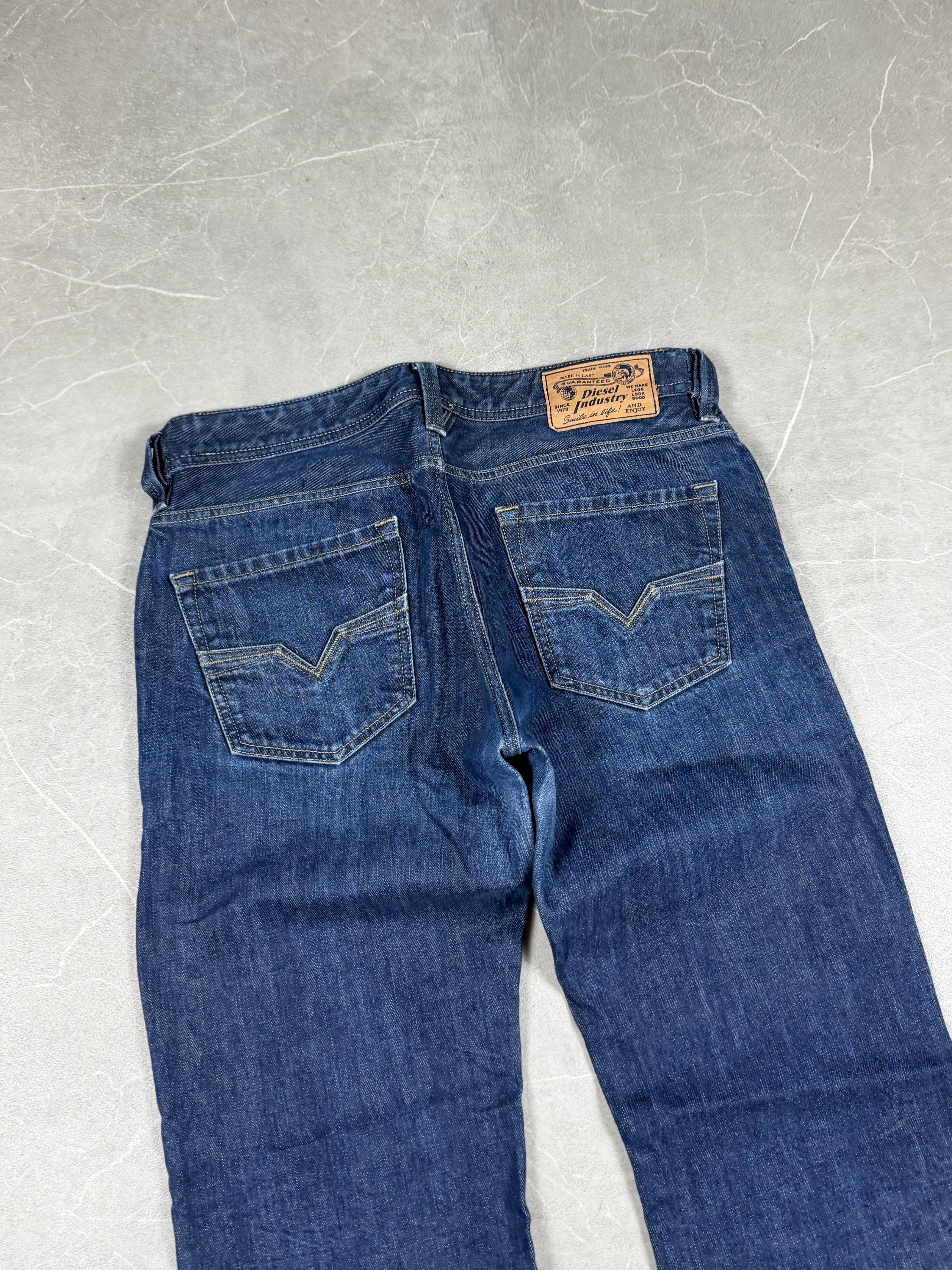 Diesel Vintage Straight Jeans (M)