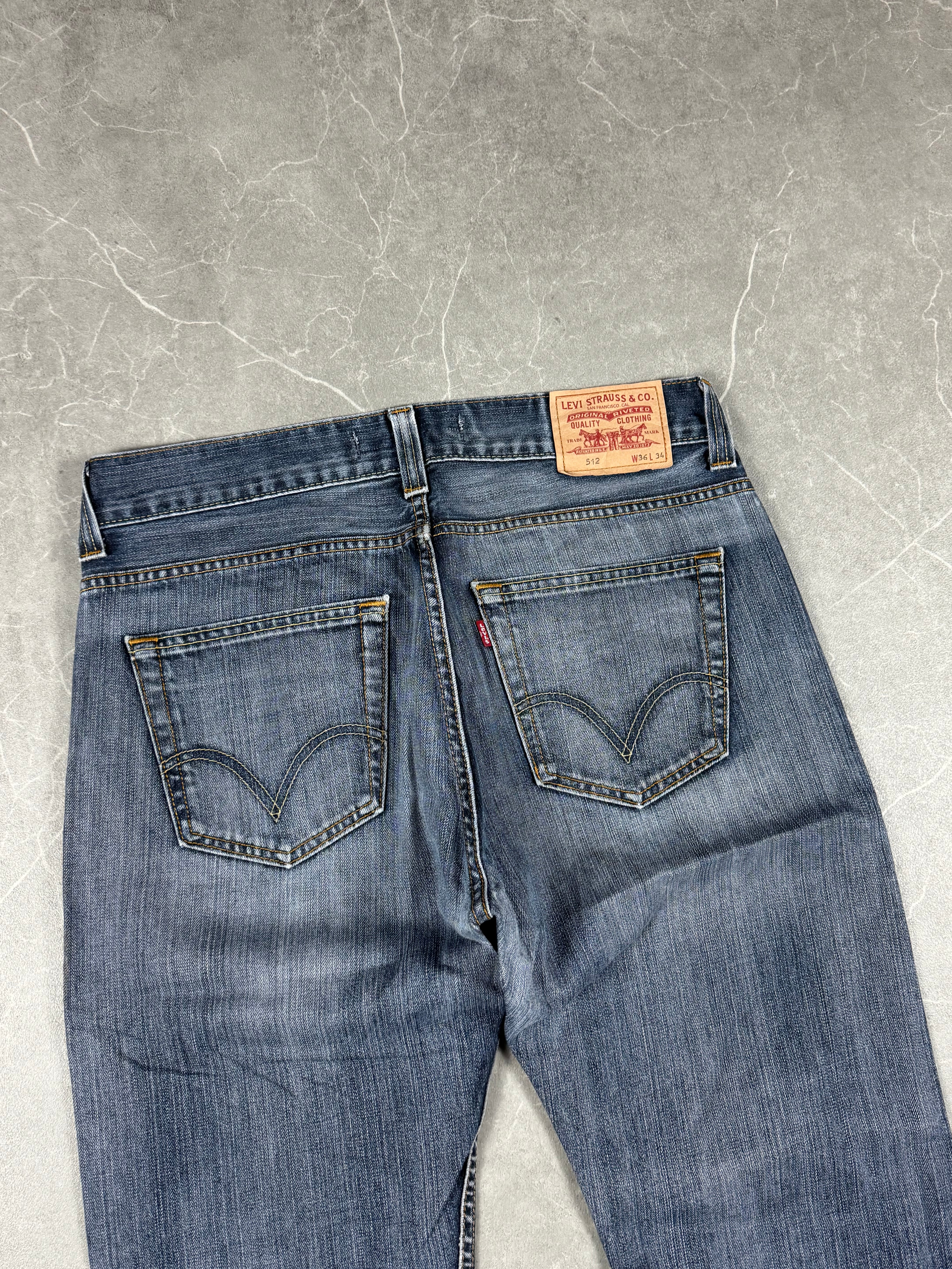 Levi's Bootcut Jeans (S)