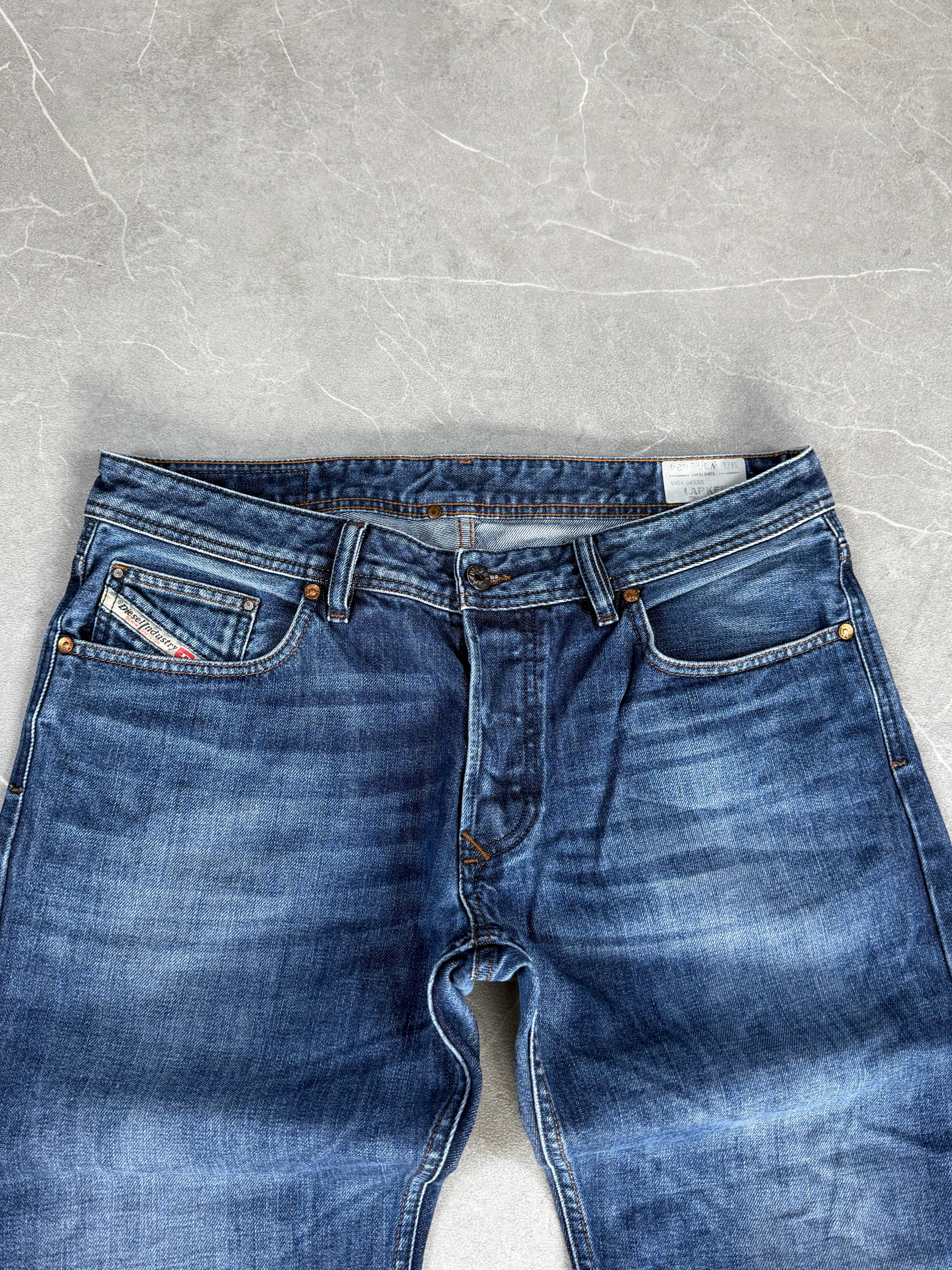 Diesel Vintage Straight fit Jeans (M)