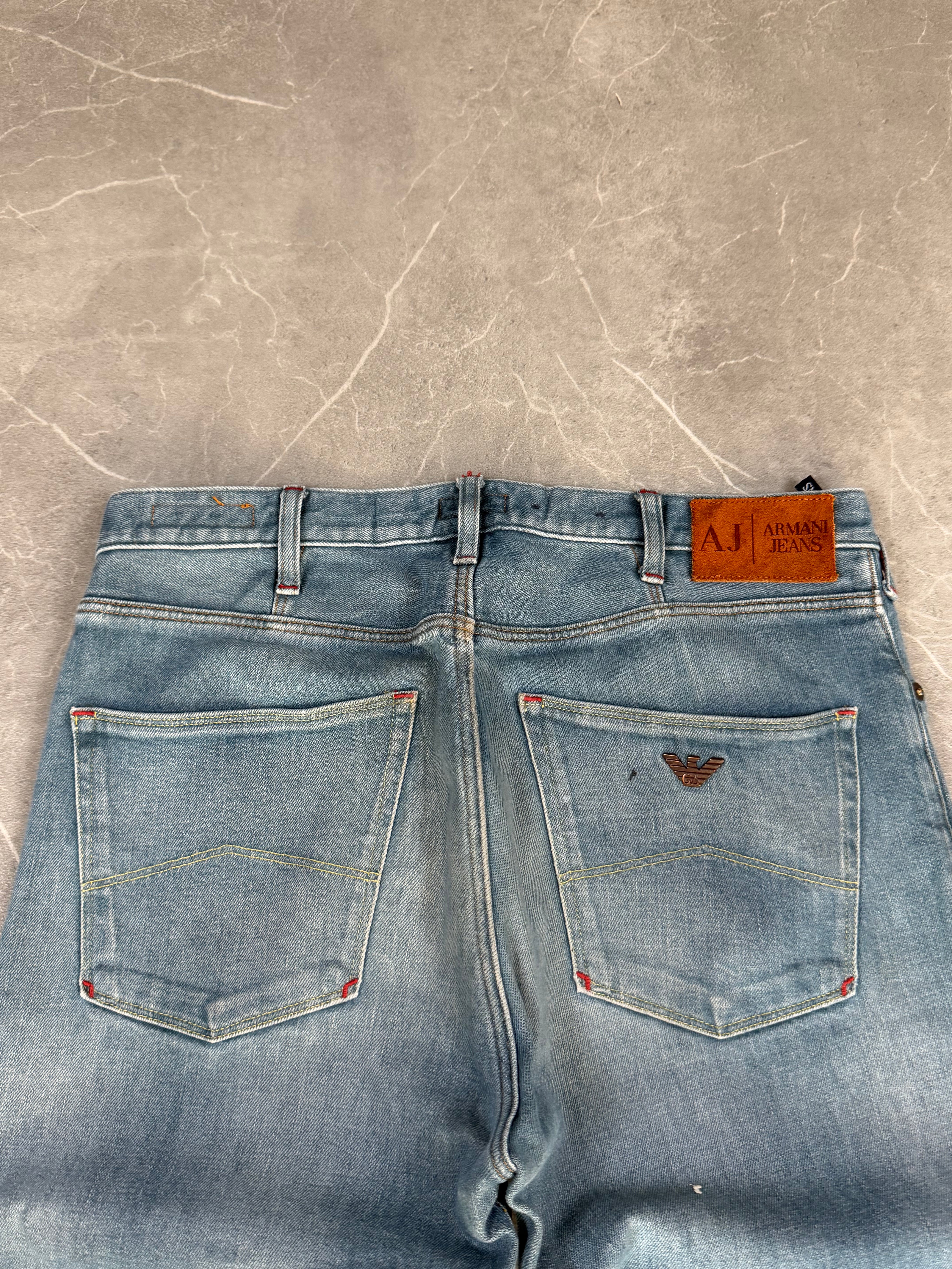 Armani Straight Fit Jeans (M)