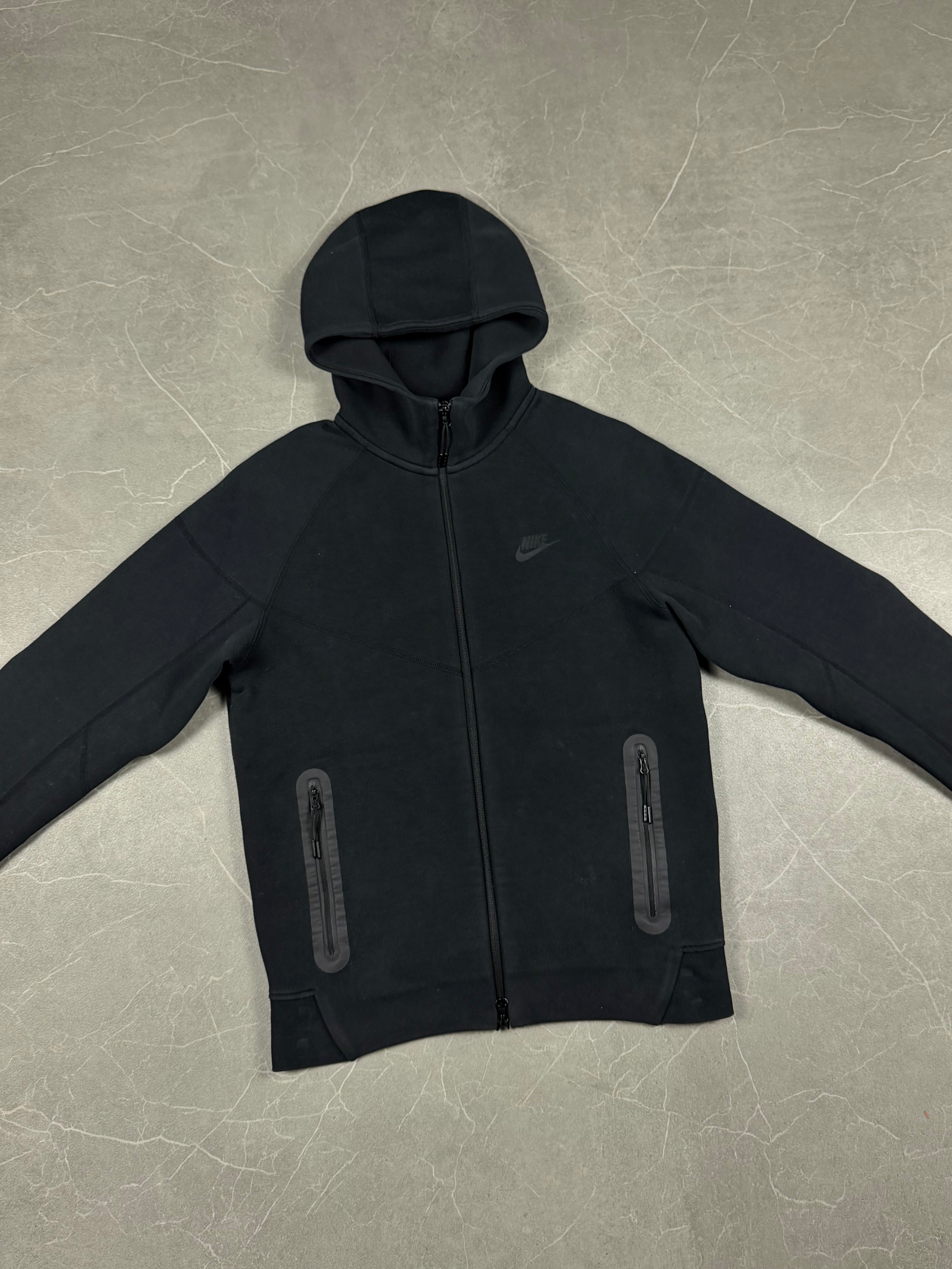 Nike Tech Fleece Jacket (S)
