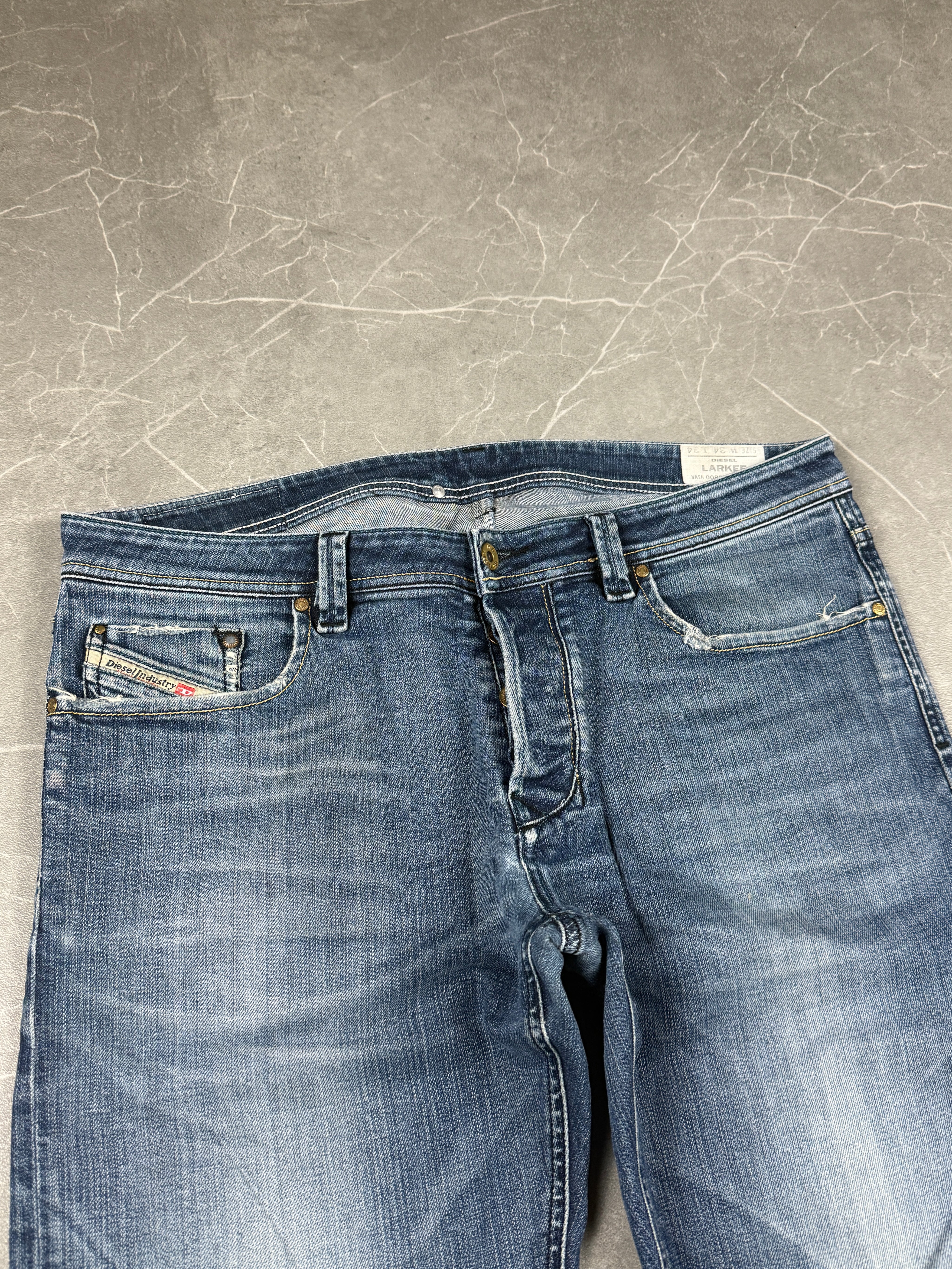 Diesel washed jeans (L)