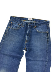 Levi’s Straight-Fit Jeans (S)
