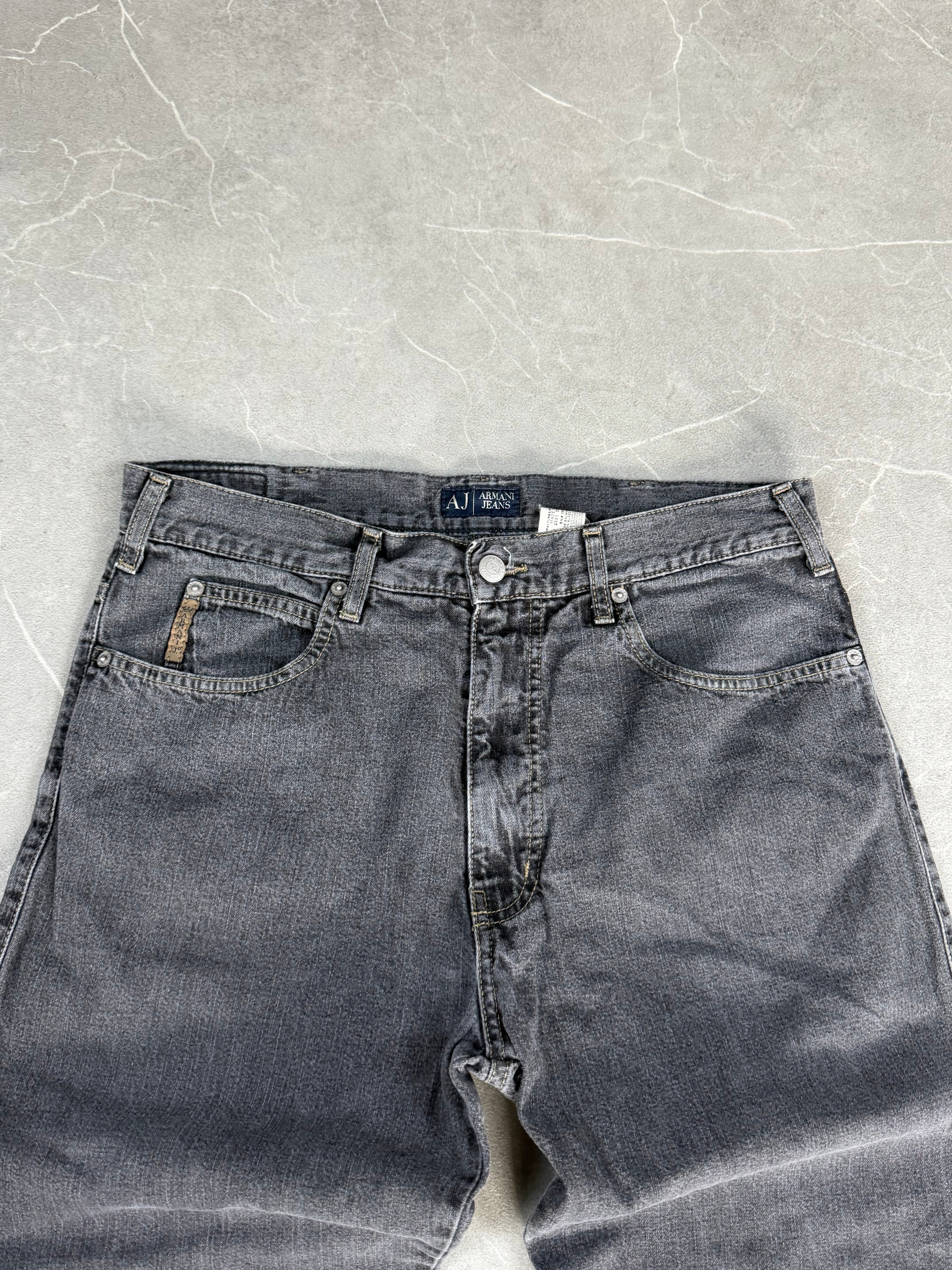 Armani Straight Fit Jeans (M-L)