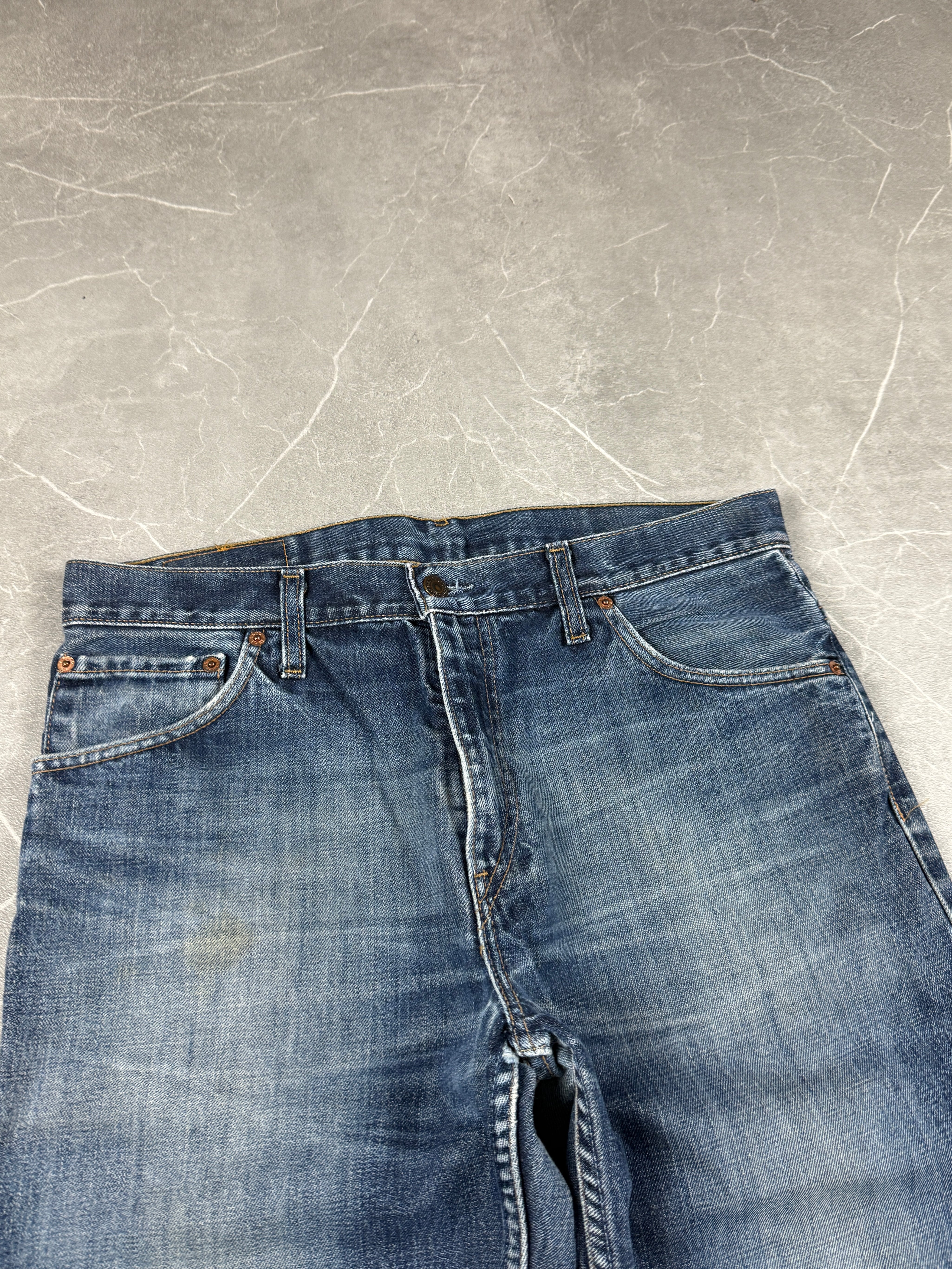 Levis Bootcut Jeans (S-M)