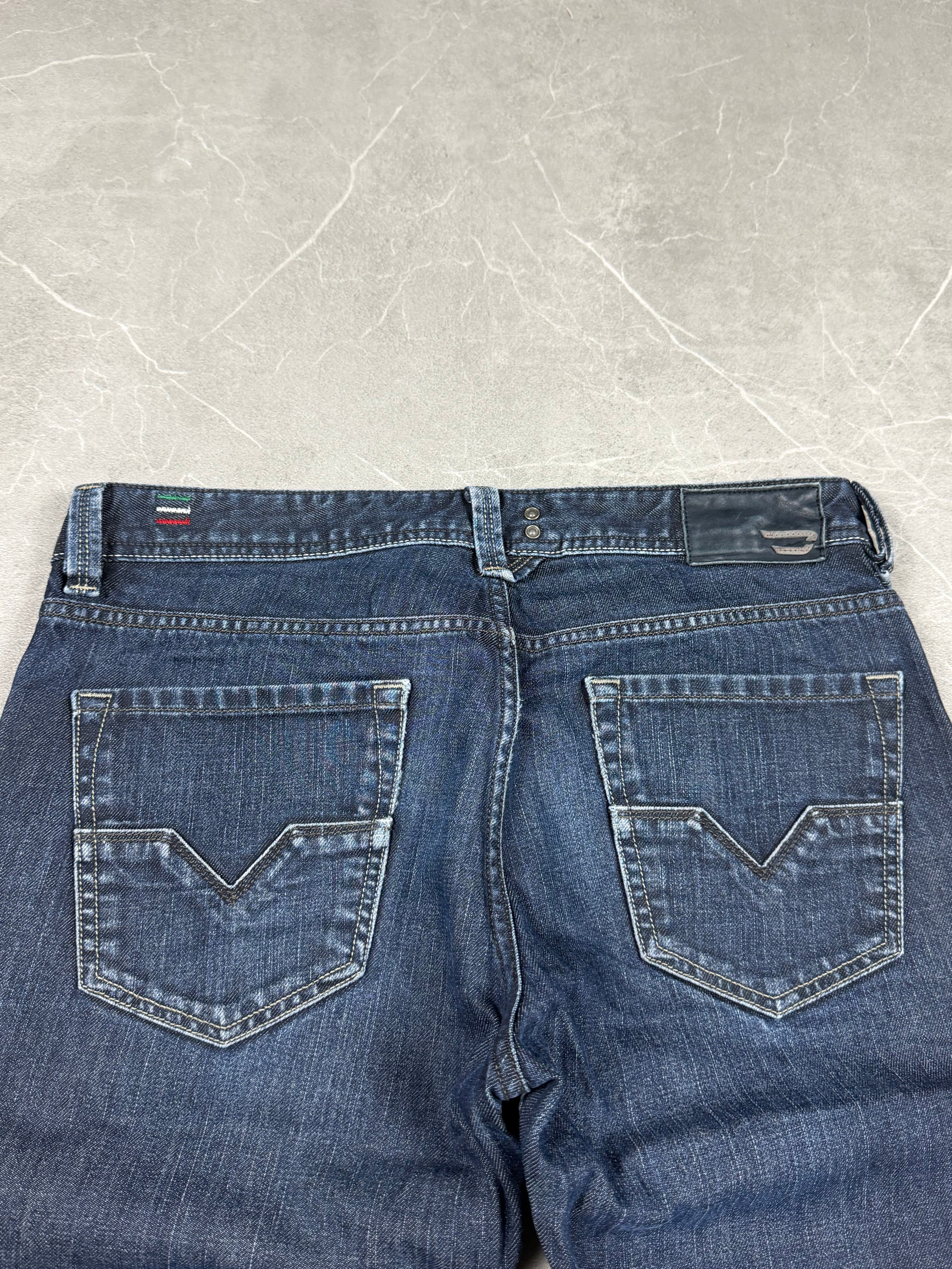 Diesel Straightfit Jeans (S)