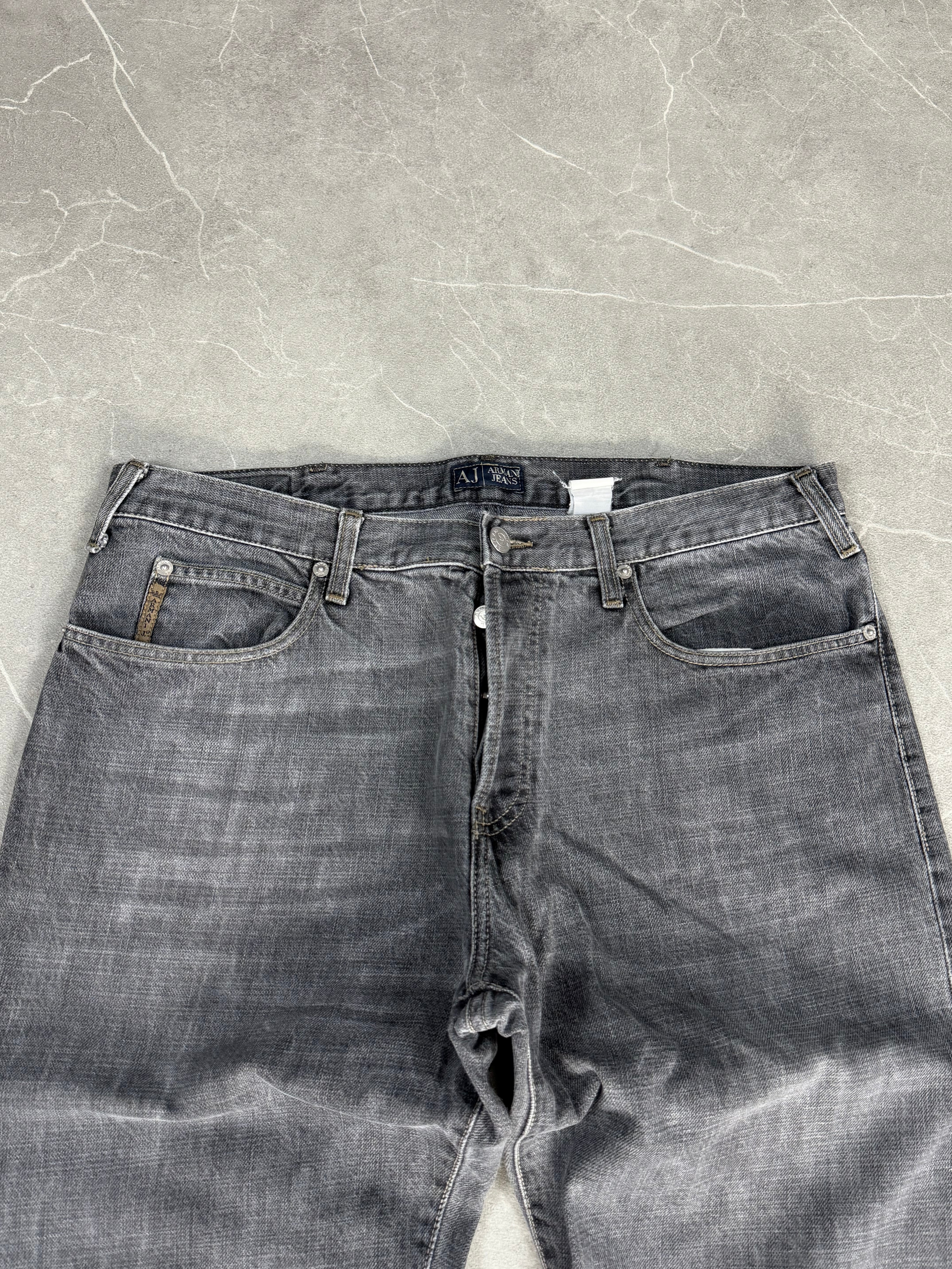 Armani Vintage Jeans (S-M)
