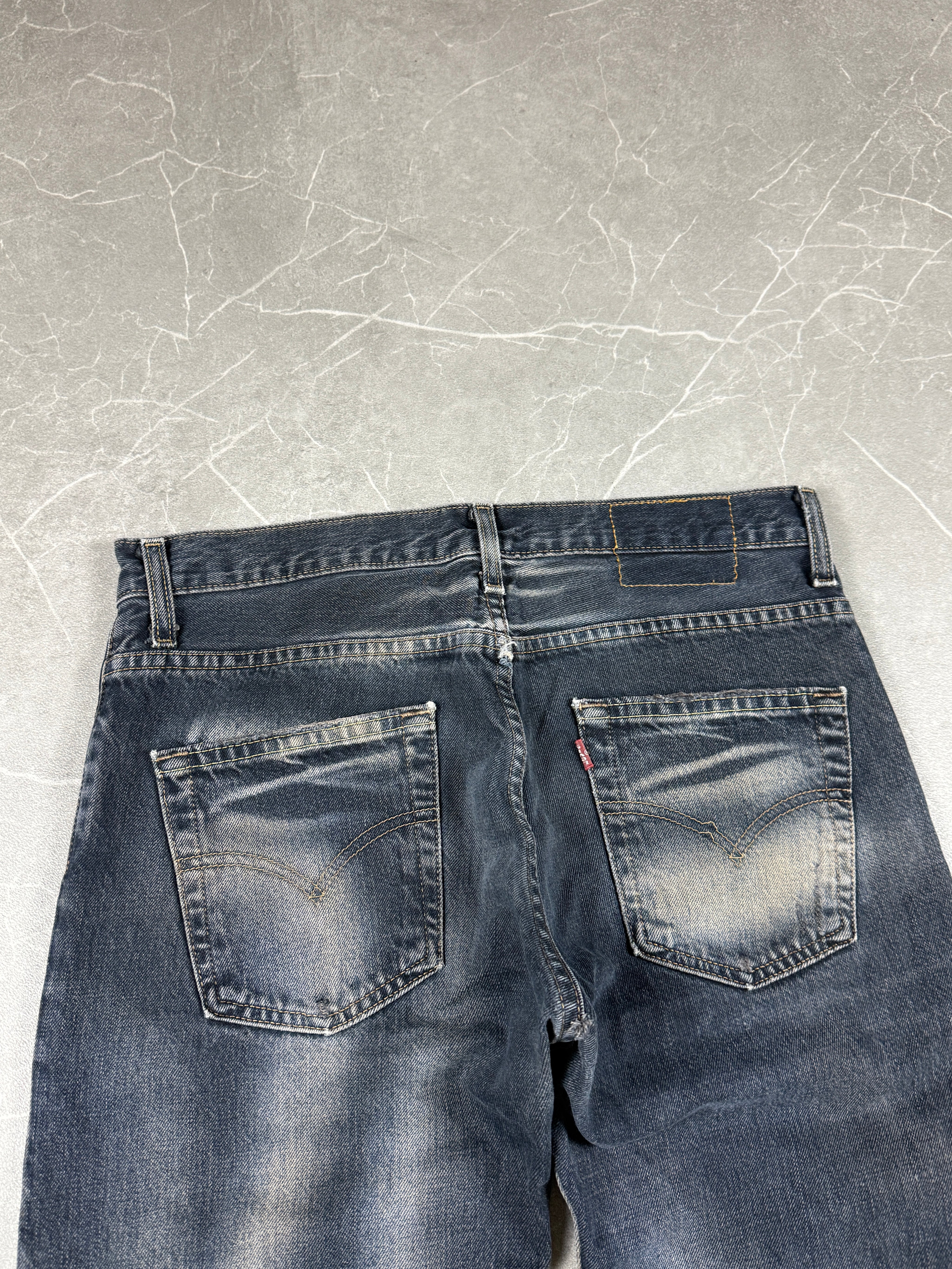 Levi's washed jeans (L)