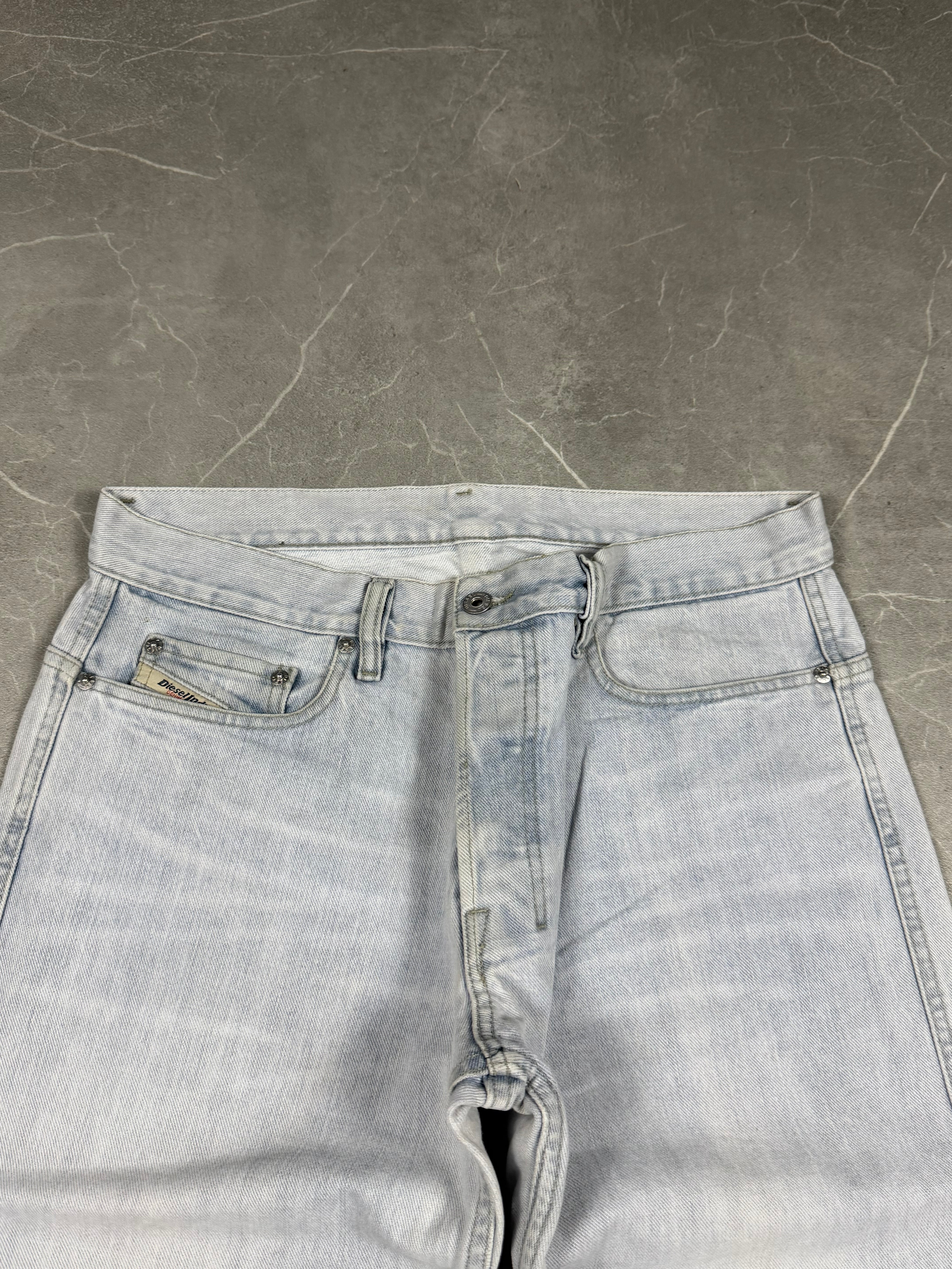 Diesel Bootcut Jeans (M-L)