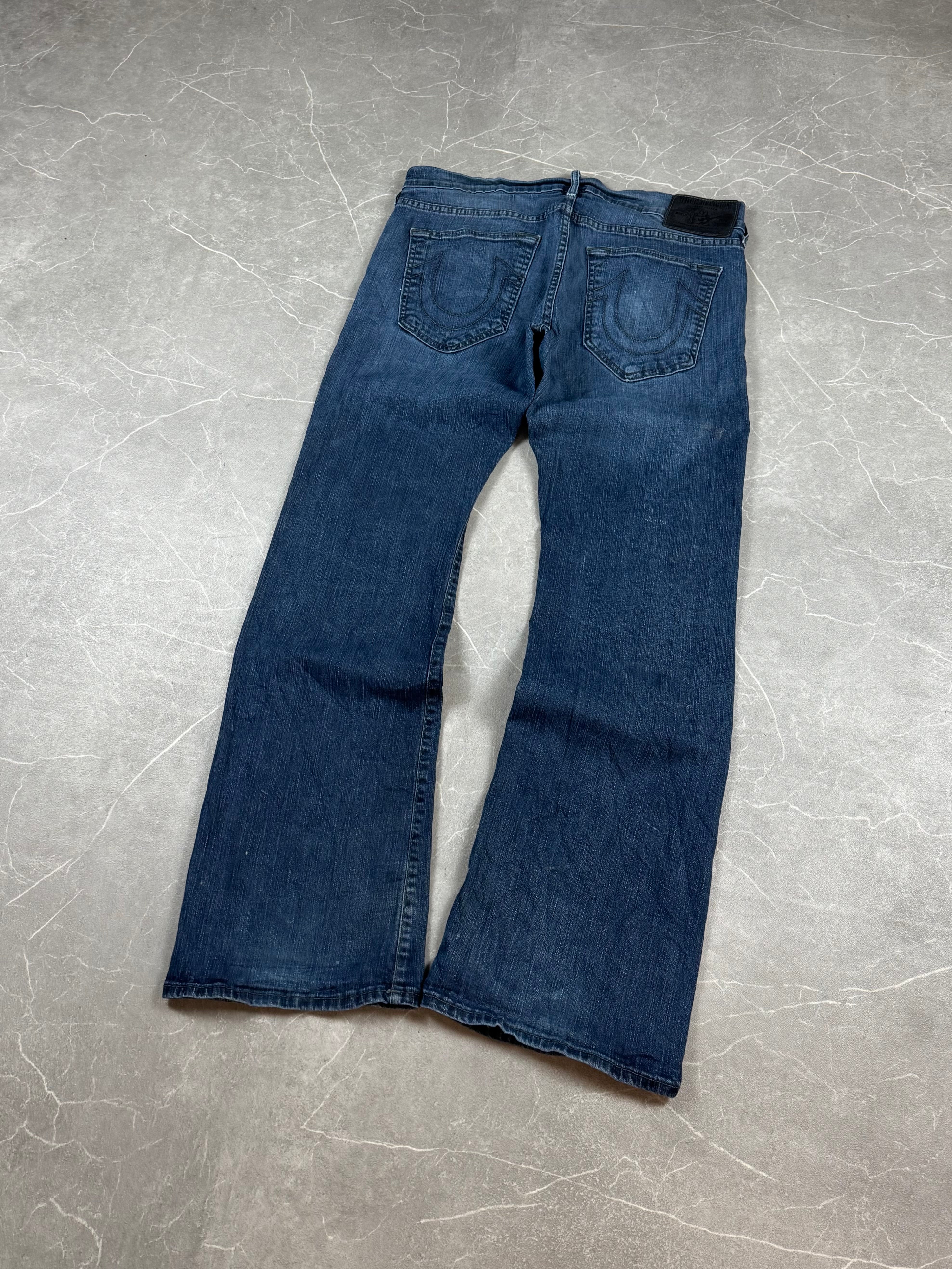 True Religion Bootcut Jeans (M)